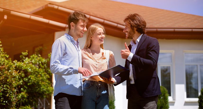 Guide du Nouveau Propriétaire : Conseils pour Rénover Votre Première Maison